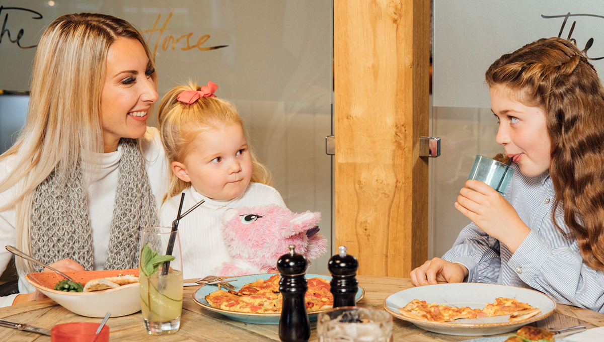August 2020 – A DAY FOR MUMS AT THE WHITE HORSE thumbnail image